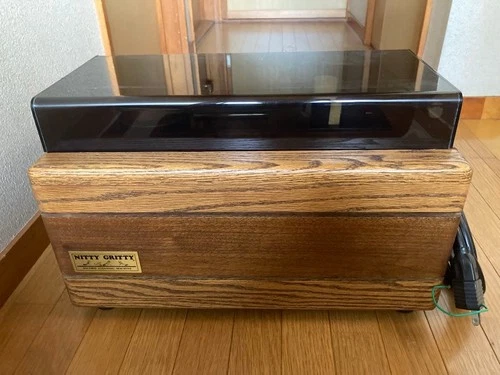 NITTY GRITTY MODEL THREE record cleaning machine