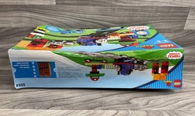 LEGO DUPLO 2005 THOMAS AND FRIENDS THOMAS LOAD AND CARRY TRAIN SET 5554 BOX WEAR