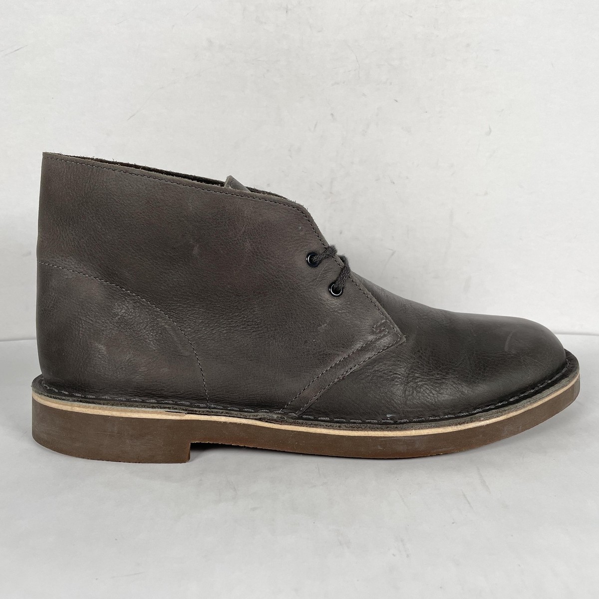 Clarks Desert Chukka Boots Mens Size 9.5 Gray Leather Lace  display picture 1