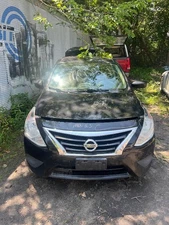 Steering Column Floor Shift Sedan Without Fog Lamps Fits 15-17 VERSA 30204