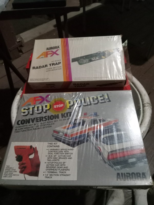 Aurora AFX Stop Police Conversion Kit – W/Lighted 💡 Cars + Free 📦 'ing also!