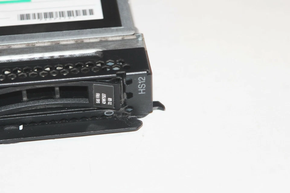 IBM BladeCenter HS12 8028 46U Blade - 2.83ghz Xeon, 4gb Memory, 146gb / 73gb HDD - Image 3 of 4