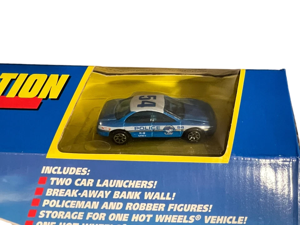 Hot Wheels World Mattel Police Station Vintage 1999 #65696-99 Two Car Launchers - Image 2 of 4