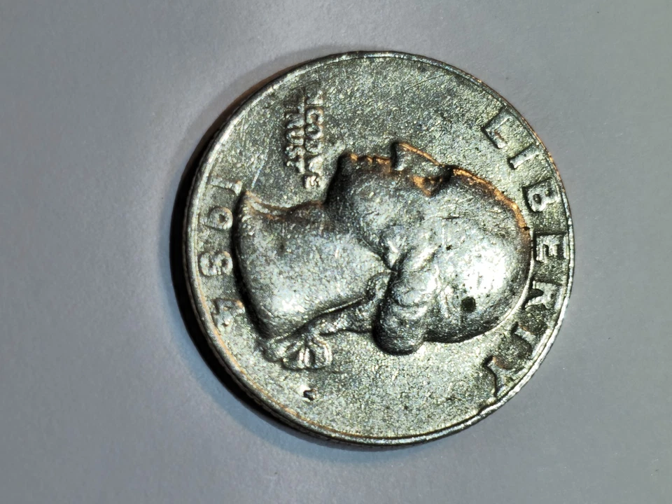 1984P Washington Quarter Filled Minted Error + Multiple Errors - Image 3 of 4