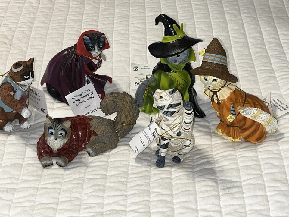 The Hamilton Collection All Meow-Llows Eve Collection Count Cat-Ula Lote de 6 Foto 2 de 4