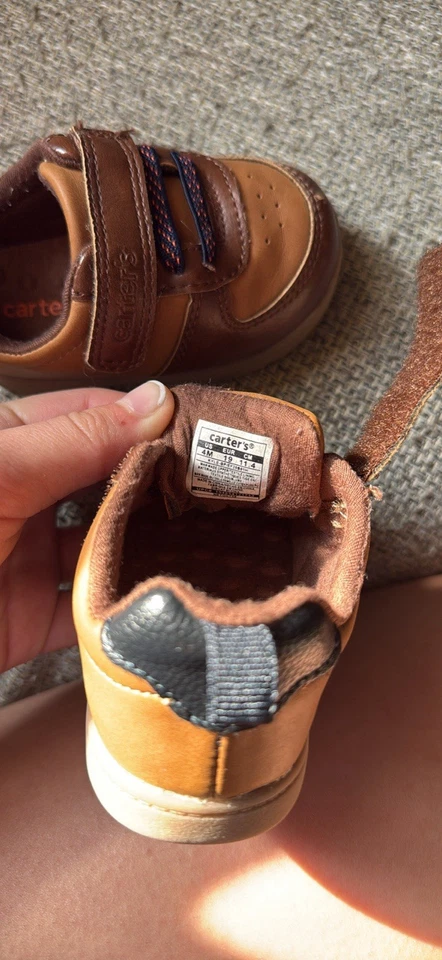 Carters Baby Boy Shoes Size 4 - Image 4 of 4