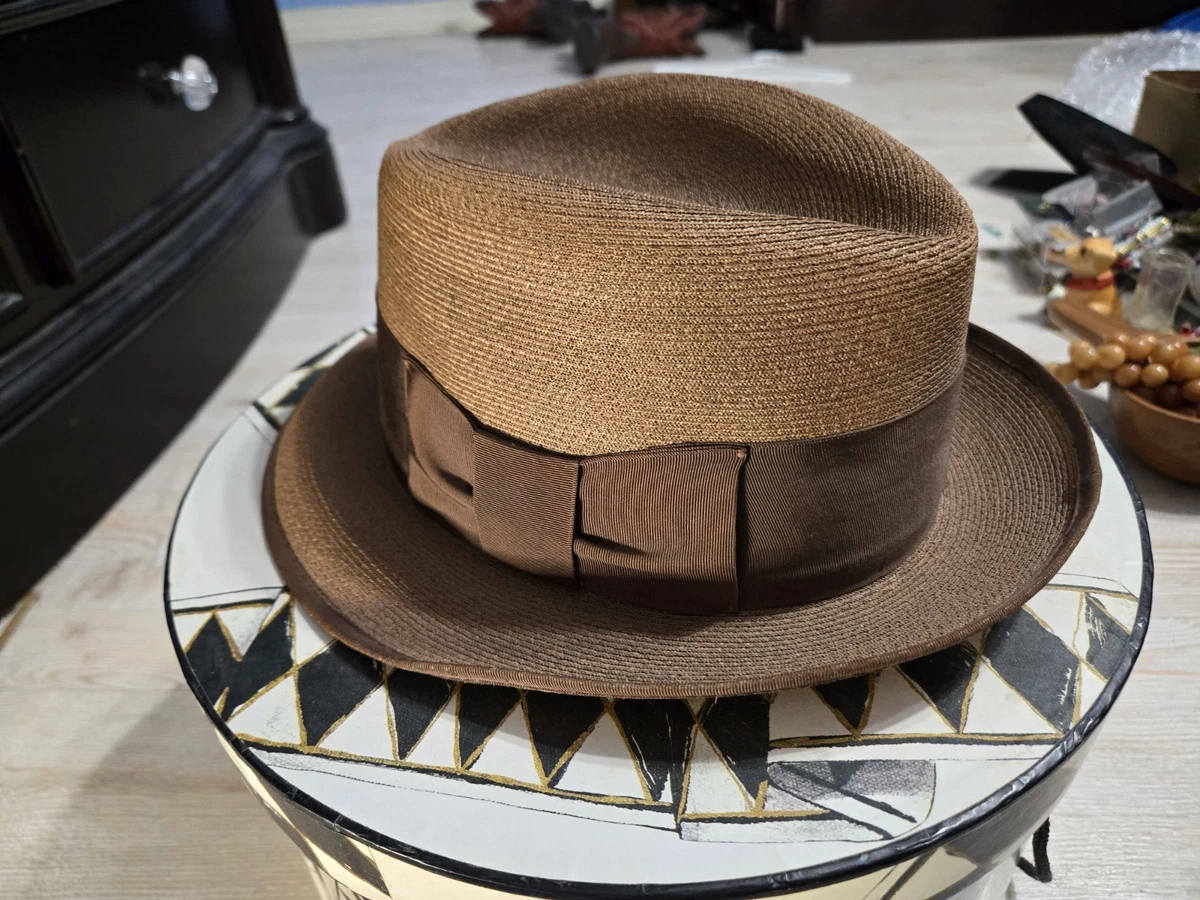 LOVELY 1950s\' TAN STRAW FEDORA WITH WIDE BAND, APPLIQUÉ & VEIL Unbranded Straw 1950s Vintage Accessories for sale | eBay main image 2