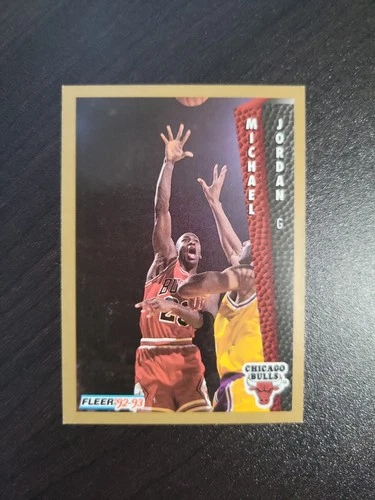 1992-93 Fleer - Michael Jordan #32