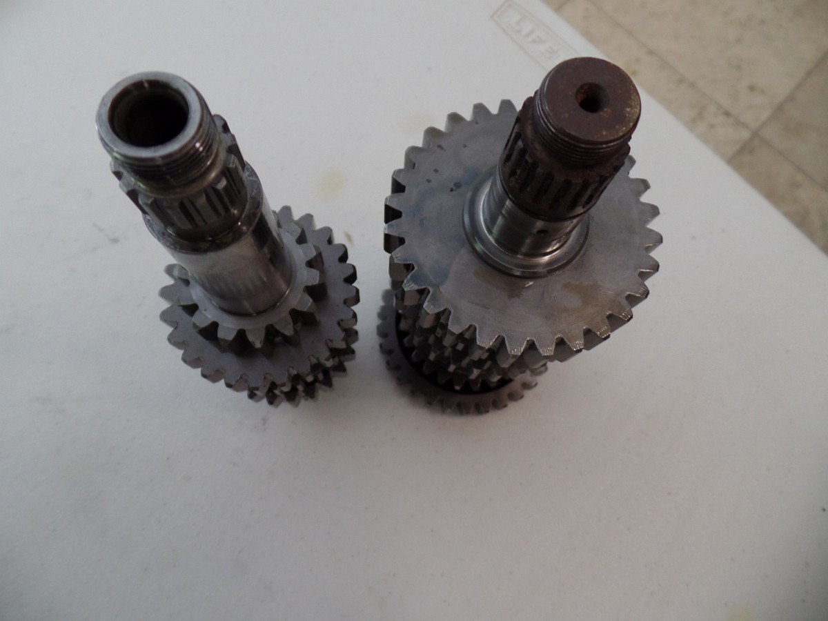 YAMAHA YZ 250 F COMPLETE TRANSMISSION ASSEMBLY GEARS 5NL-17411-10