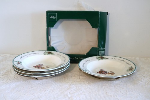 MIKASA ULTIMA+ CHRISTMAS WISH HK713 520 9 1/2 Boxed Set of 4 Lrge Rim Soup Bowls - Afbeelding 1 van 8