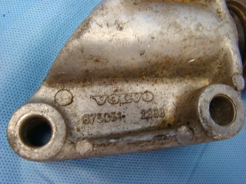 Conjunto de brazo ralentí Volvo 140 142 144 145 NOS genuino nuevo 1969 1970 1971 1972 Foto 4 de 4