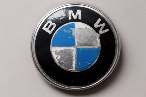 OE Vintage BMW 5 Series E12 520 528i Rear Trunk Lid Metal Logo Emblem 1872327 - Picture 1 of 5
