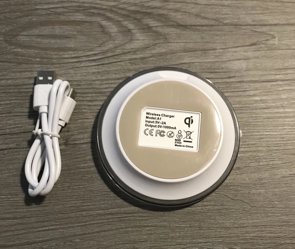 Original Qi Wireless Charging Pad. Wireless Charger. - Image 4 of 4