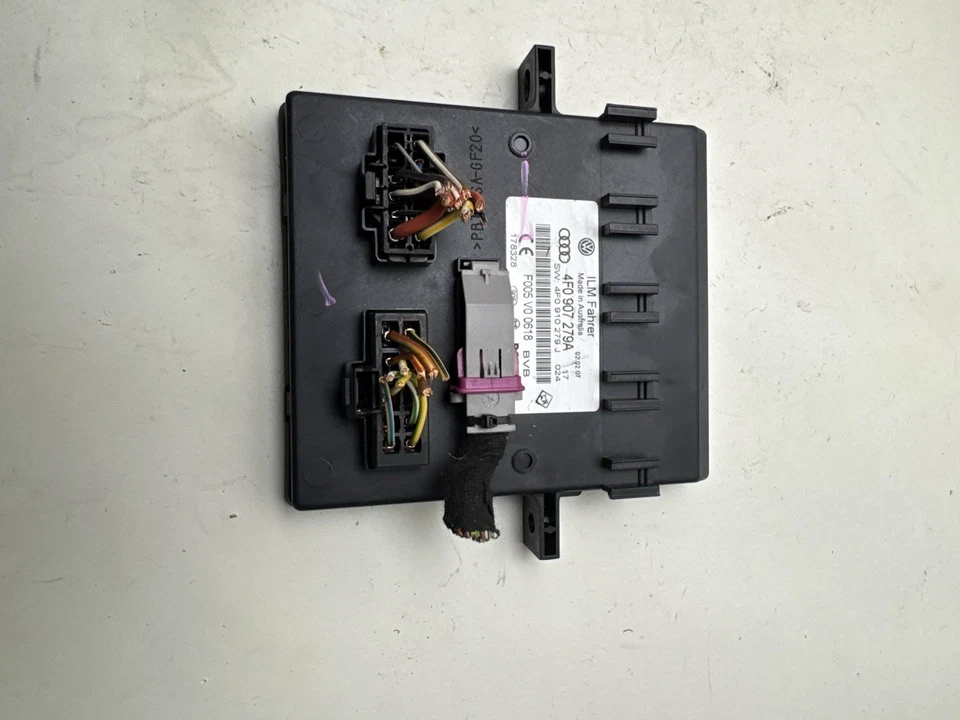 Módulo de control de fuente de alimentación integrada Audi Q7 2007-2011 4F0907279A OEM Foto 2 de 4