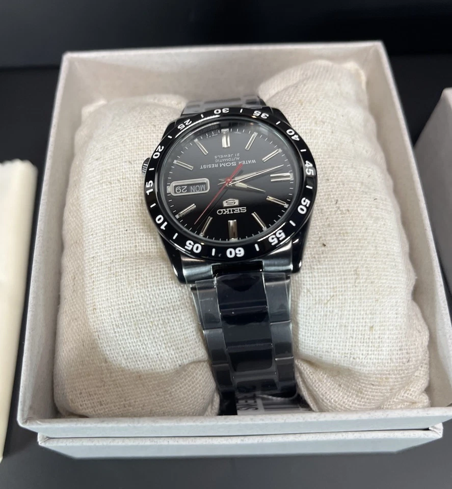 Seiko 5 Automatic SNKE03KC Black Stainless Steel Men’s Watch Japan Model - Image 4 of 4