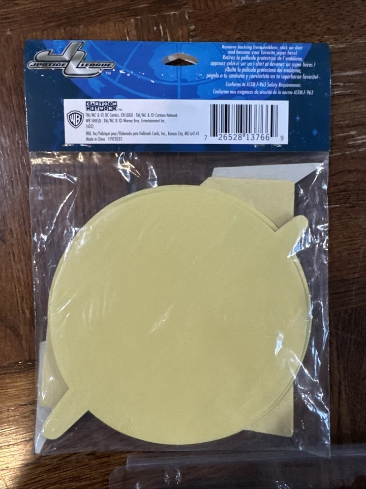 Justice League Party And Game Lot Kite Birthday Banner Goodie Bag Hallmark New￼ - Image 3 of 4