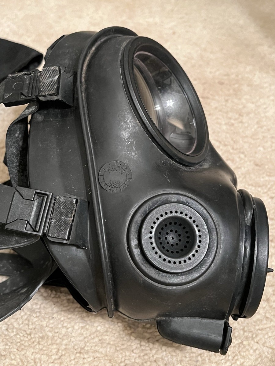 Avon S10 Gas Mask Size 3 Medium 1989 Has Some Blooming with Bag | eBay