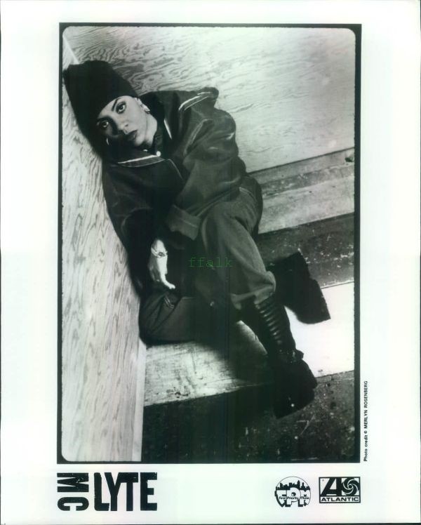Press Photo: MC LYTE 8x10 B&W
