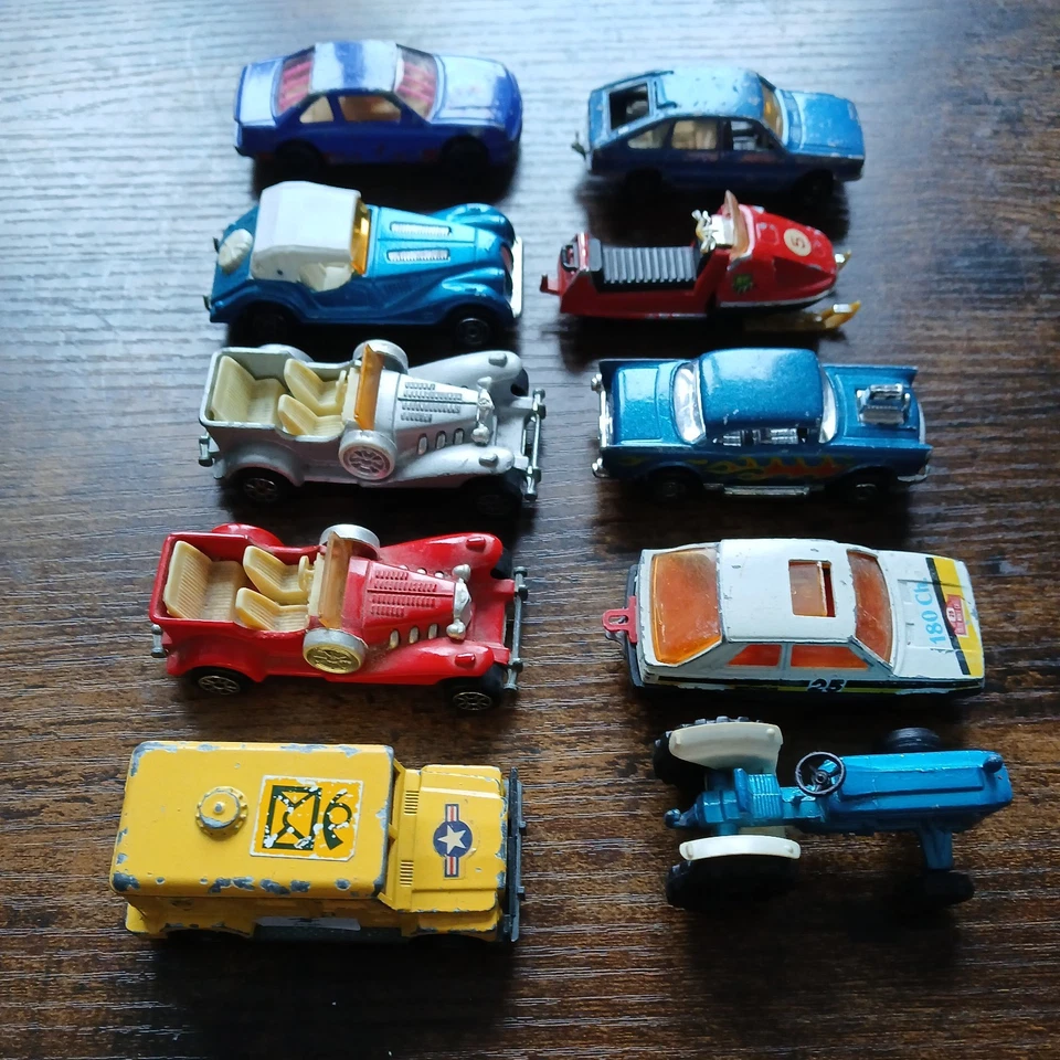 Lote de trabajo Majorette Morgan, Renault, Chevy, Simca, moto de nieve Foto 4 de 4