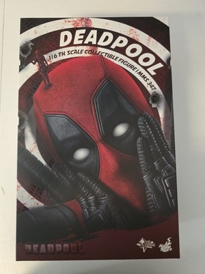 Hot Toys Deadpool 1/6 Scale Collectible Figure (MMS347) W/ AUTOGRAPH