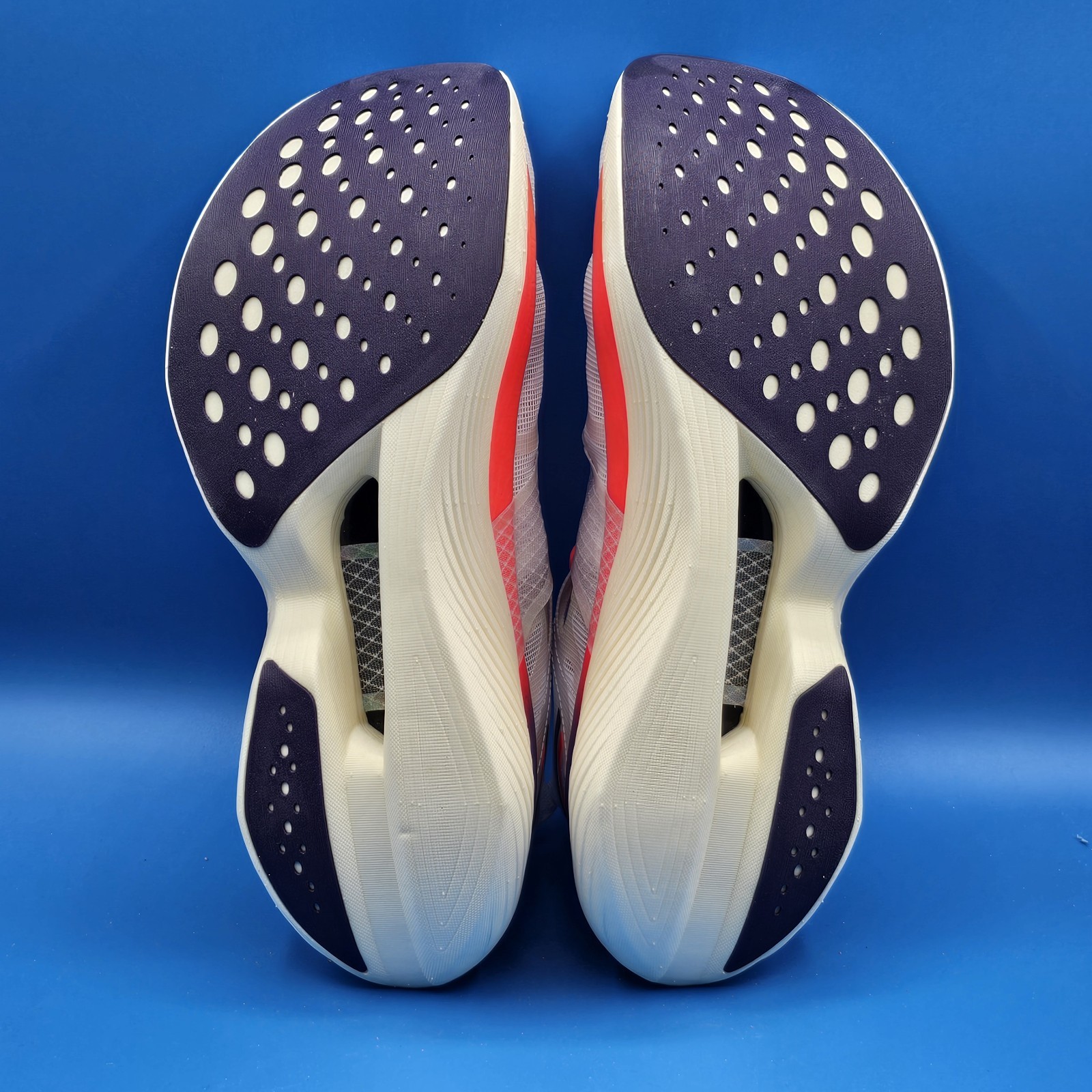 Saucony Endorphin Elite White ViZi Red purple M 11.5 carbon speed tech thumbnail 7