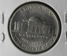 * 1988d CIRCULATED USA  NICKEL FIVE CENTS GOOD CONDITION #ACH72