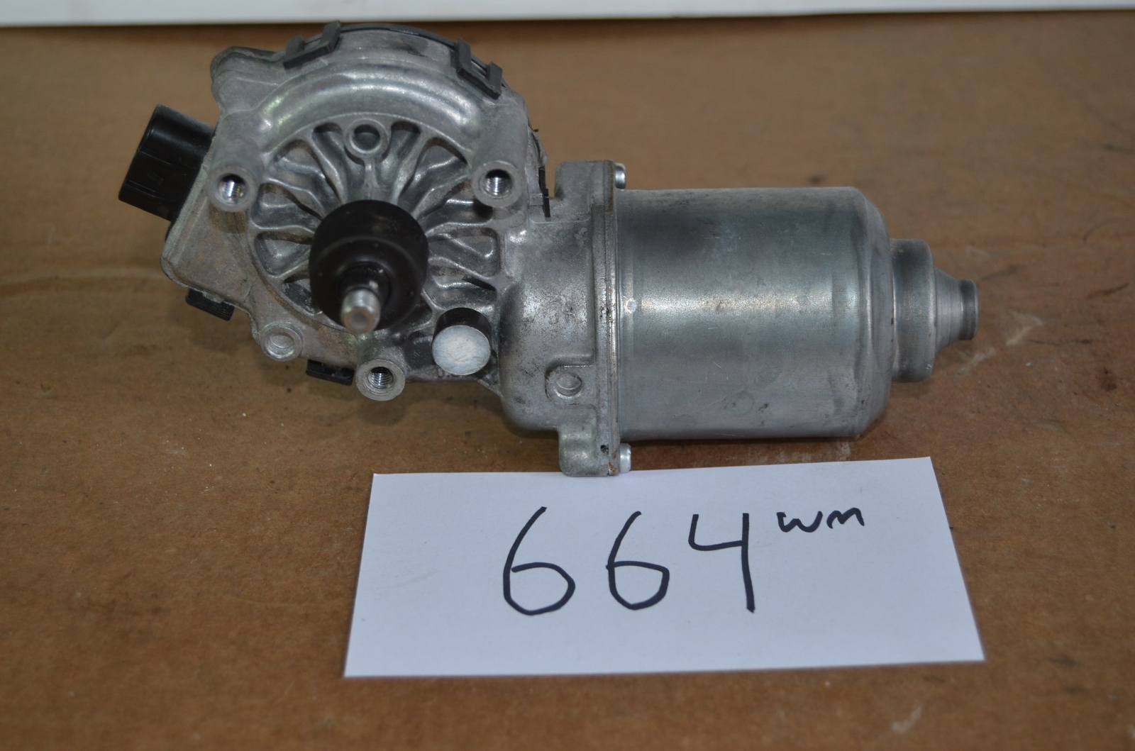 2015 CHEVROLET TAHOE Used Front Windshield Wiper Motor #664WM