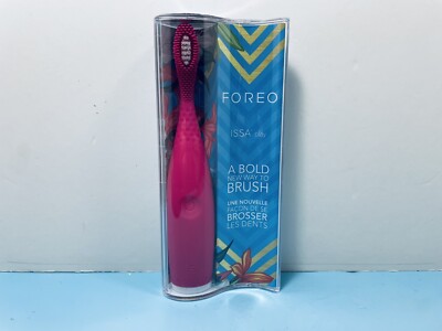 FOREO - ISSA PLAY - A BOLD NEW WAY TO BRUSH - WILD STRAWBERRY - NEW