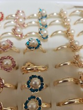 100 Adjustable Rings in Display Box