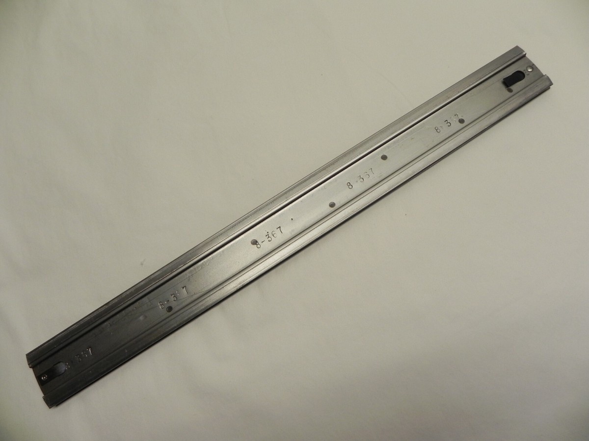 Snap-on 8-367 Roll Cab Friction Drawer Slide w/Slide Clips KRA380