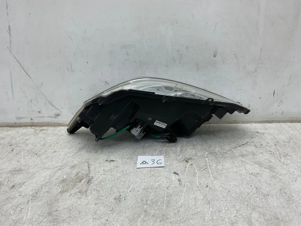 *DAMAGED* 2012 2013 2014 2015 2016 2017 Lexus CT200H Right Halogen Headlight OEM Foto 4 de 4