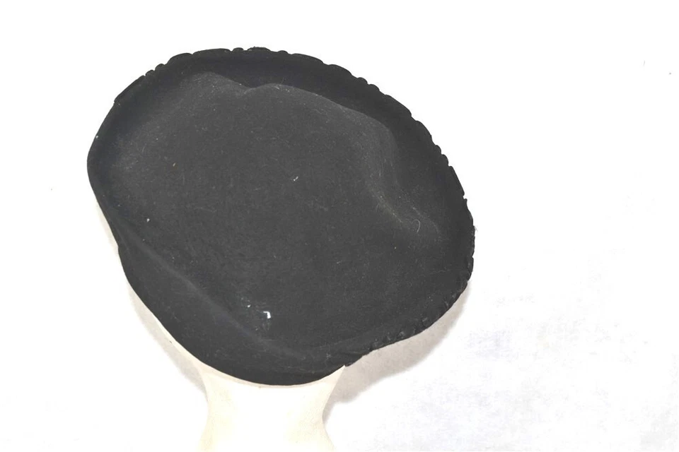 antique hat black wool felt beret style braid trim women 1940 original - Image 4 of 4