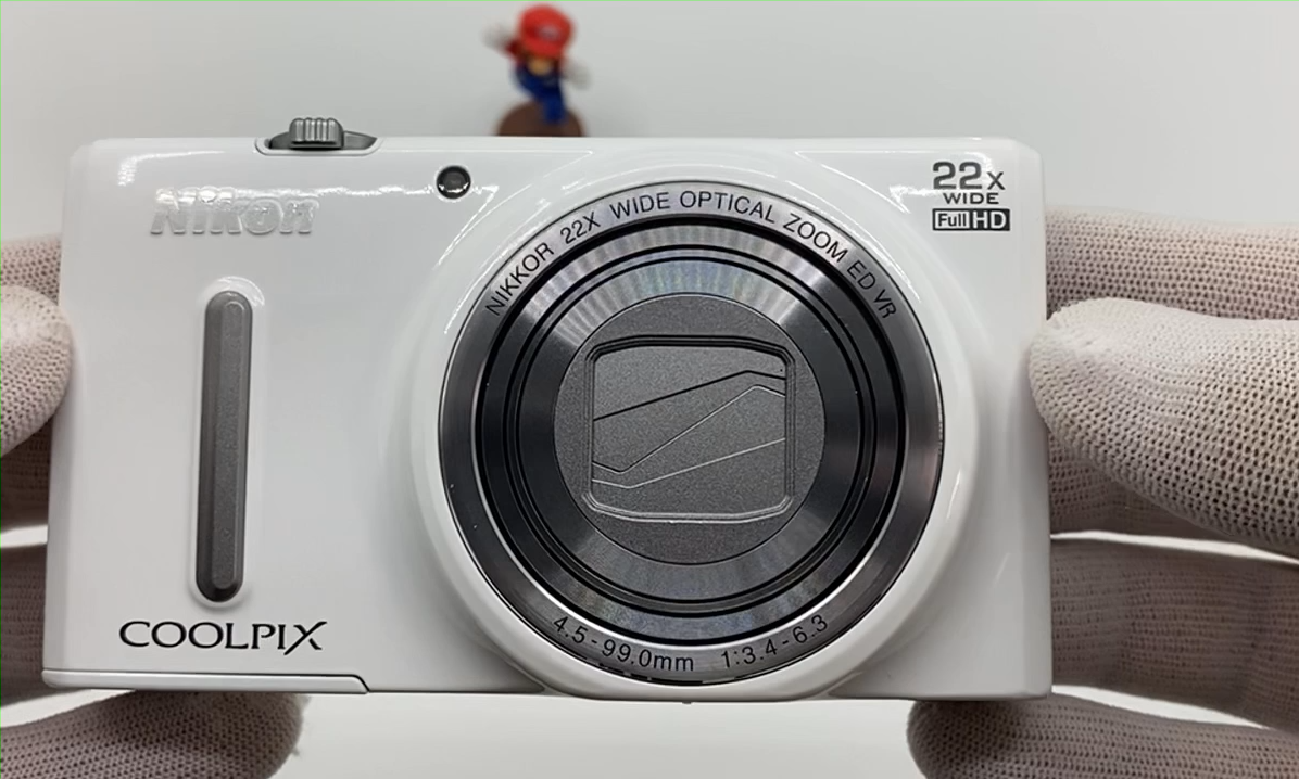 Mint+] Nikon Coolpix S9600 White 16.0MP 22x Compact Digital
