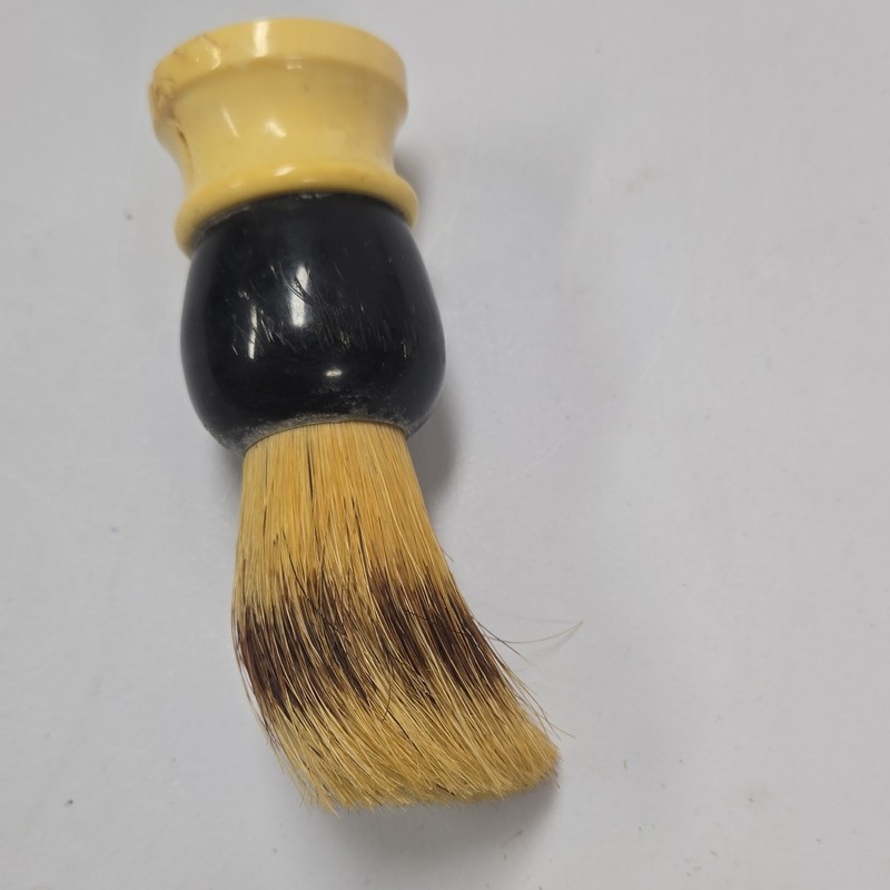 Made Rite Boar Hair Shaving Brush No. 100 Black & Beige Handle