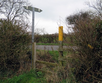 Photo 6x4 Stile and double signpost from the field Six Hills Narrow Lane  c2016