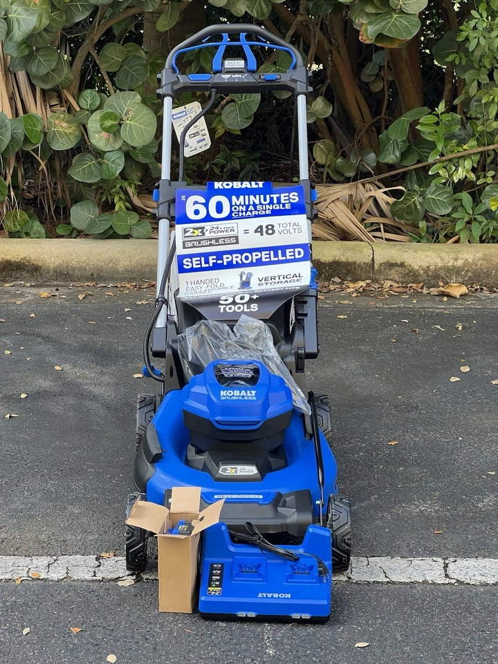 NUEVO Cortacésped autopropulsado Kobalt 24V 20" con baterías y cargador #KLMS1024B-03 Foto 2 de 4