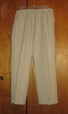 Alfred Dunner Classic Tan Pull On Elastic Pants Size 18 Pettite New MSRP 34