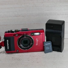 Olympus Tough TG-4 16.0MP Waterproof Digital Camera - Red *GOOD/TESTED* W 8gb SD