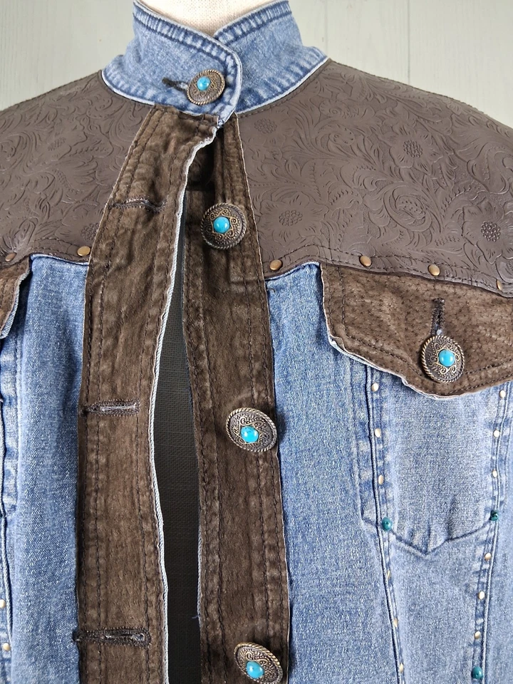 DG2 Diane Gilman 西部衬衫女式 M 绿松石纽扣麂皮绒装饰女牛仔 90 年代 — 第 2/4 张图片