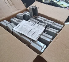 Lot of 100 Pass & Seymour Legrand 1 Gang Deep Horizontal Nail on Box PH1-22-R