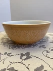 Vintage 70’s PYREX Woodland Brown/Tan Mixing Bowl #404, 4 Quart Floral Leaf