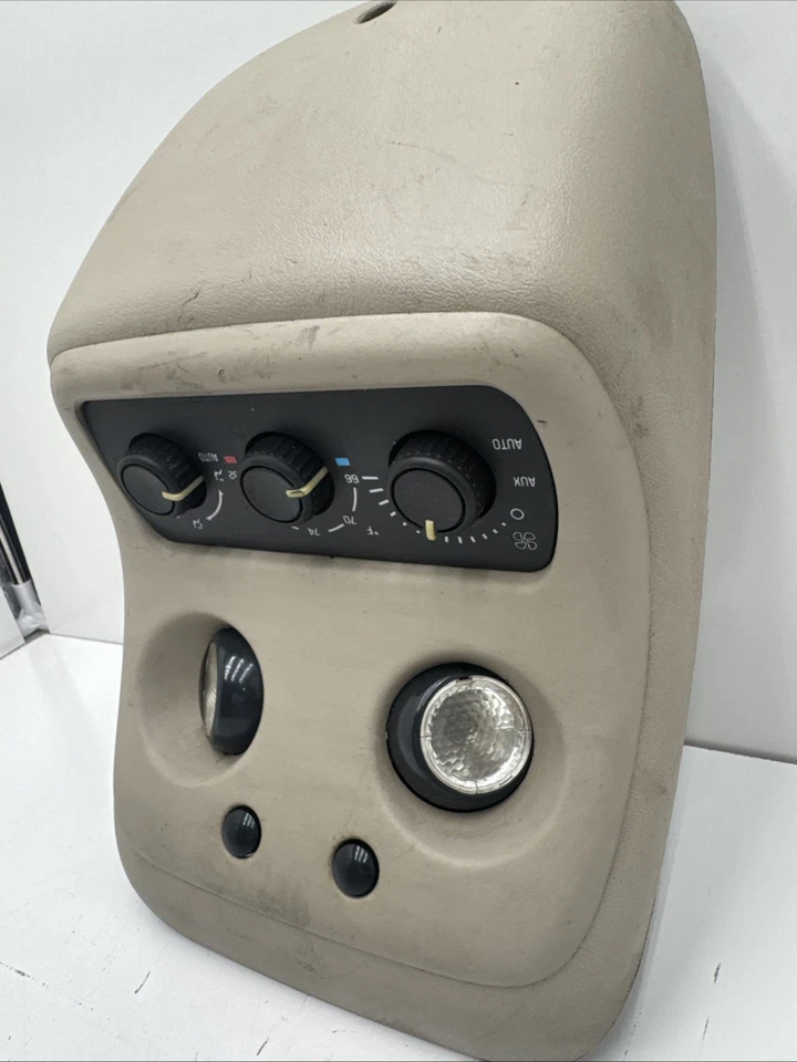 GMC Yukon Denali Tahoe Suburban 2003 techo consola domo luces usado B253-11 Foto 3 de 4