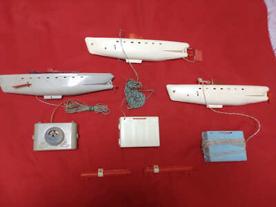 Soviet submarine under control (3 pcs)