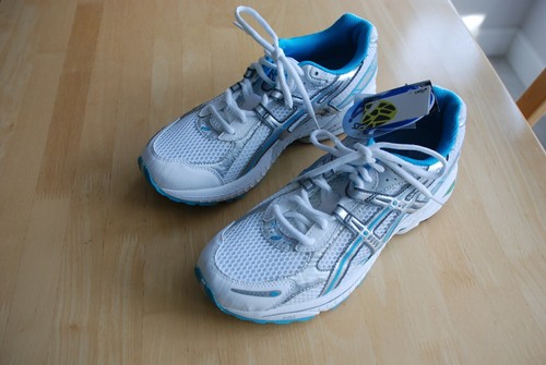 turquoise asics trainers