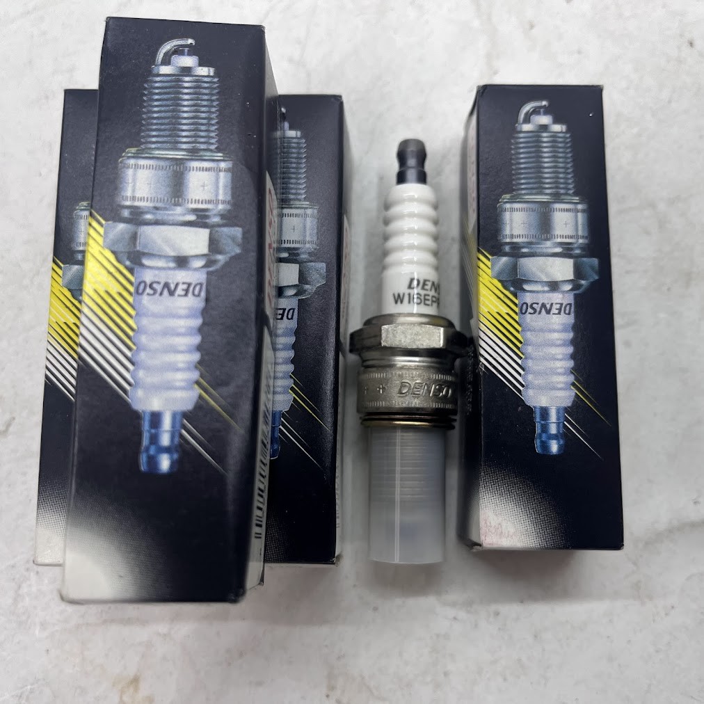 DENSO Spark Plug W16EPR-U11 Part Number: V91103201 Set of 4