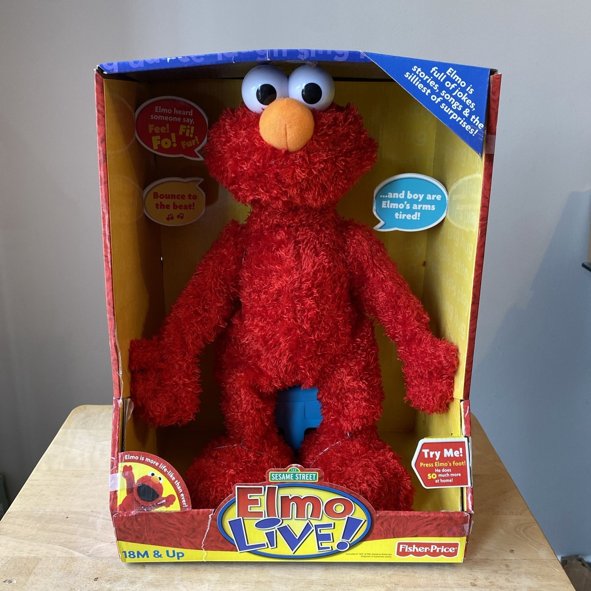 ELMO LIVE! Fisher Price 2008 Sesame Street New in Box Never Opened