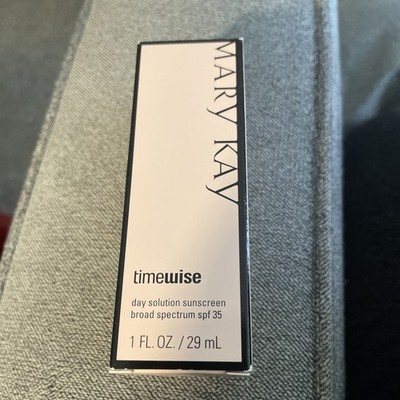 Mary Kay TimeWise Day Solution Sunscreen SPF 35 1 FL. OZ. 072656 Discontinued