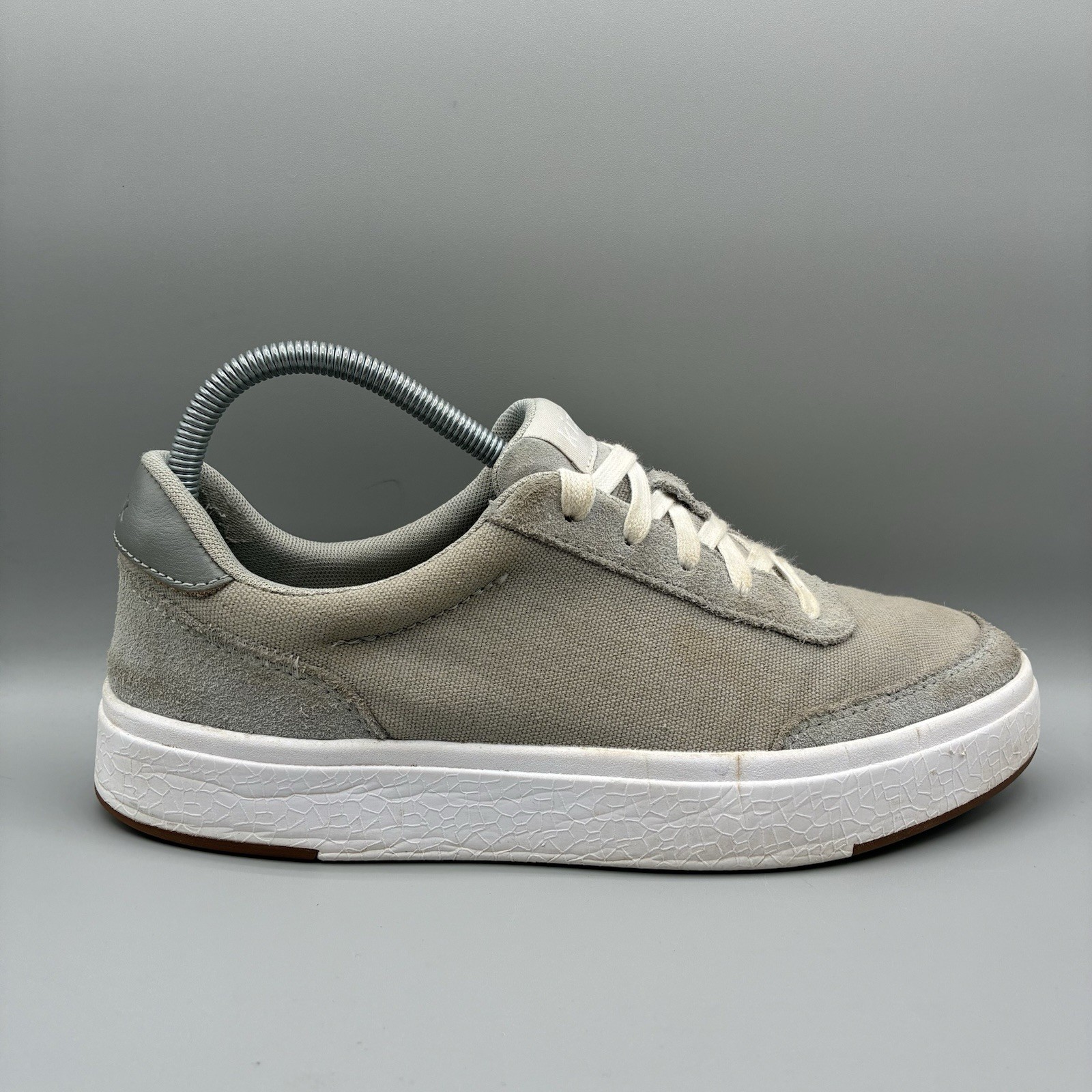 Kizik Prague Womens Gray Canvas Sneakers Size 9 Lace Up Casual Shoes