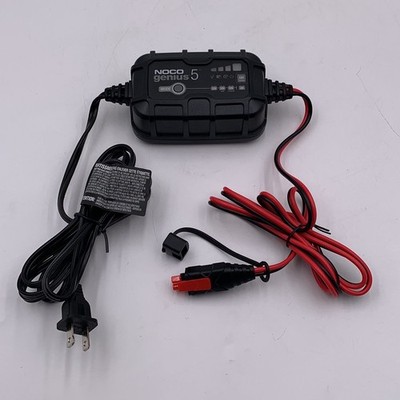 NOCO GENIUS5: 5A 6V/12V Smart Battery Charger - NOT WORKING - AS IS