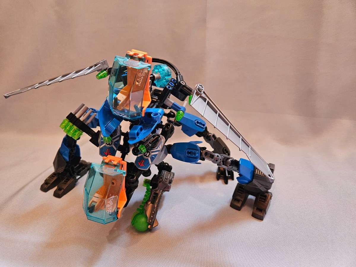 LEGO Hero Factory #44028 SURGE & ROCKA Combat Machine - Complete